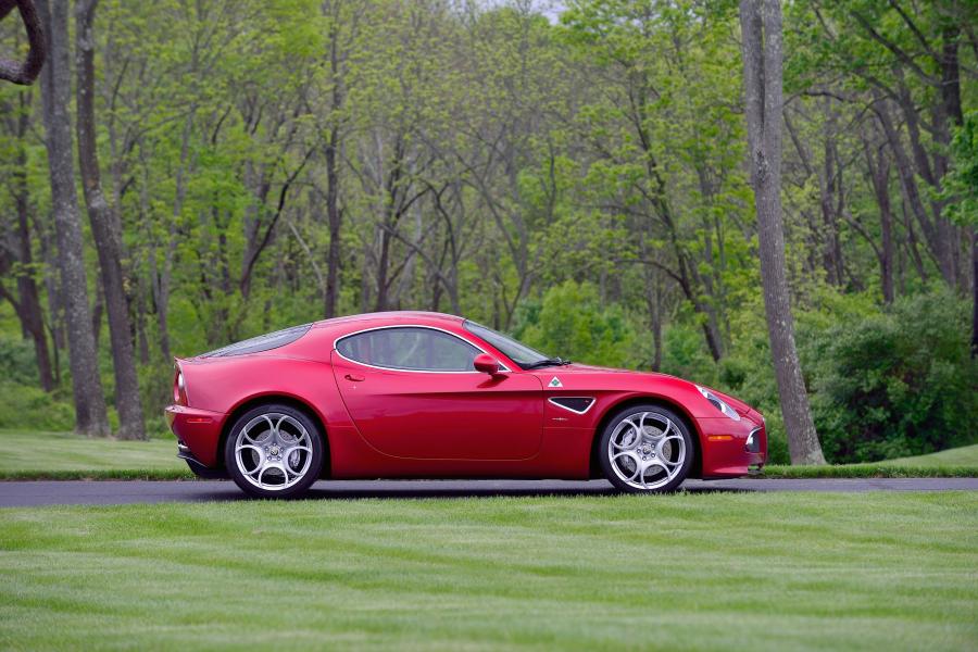  Alfa Romeo 8C Competizione 2008 года  (NA) (фото 10 из 21)